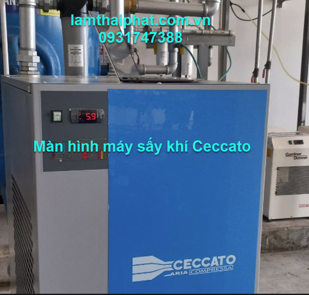 Màn hình máy nén khí Ceccato tại máy